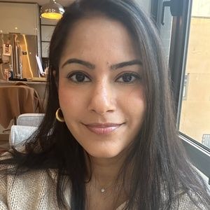 Meet your Posher, Sneha